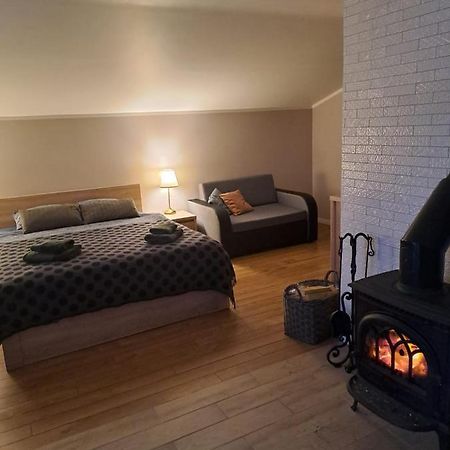 Rozu Ielas Namins Sigulda Bagian luar foto